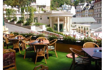 Cehia Hotel Karlovy Vary, Exteriorul